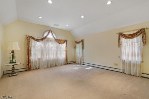 312 Naughright Road Washington NJ 07853