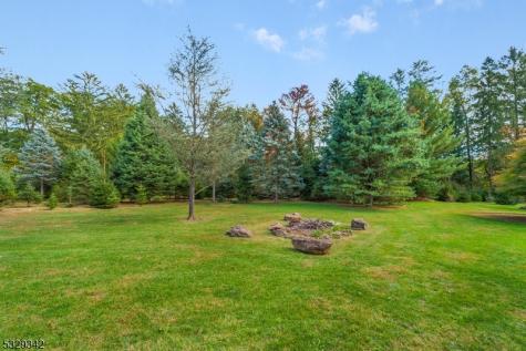 312 Naughright Road Washington NJ 07853