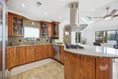 5 Franciscan Way Fair Lawn NJ 07410