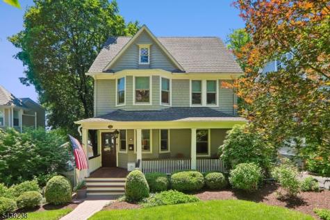 22 Oak Ridge Avenue Summit NJ 07901