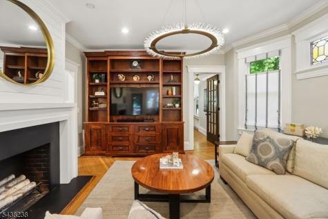 22 Oak Ridge Avenue Summit NJ 07901