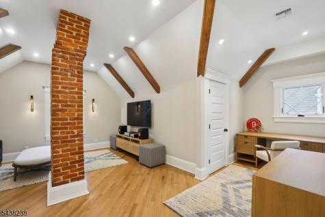 22 Oak Ridge Avenue Summit NJ 07901