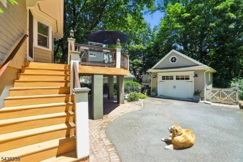 22 Oak Ridge Avenue Summit NJ 07901
