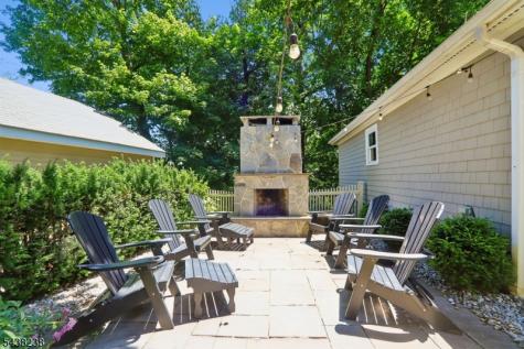 22 Oak Ridge Avenue Summit NJ 07901