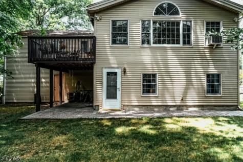 62 Trocha Avenue Livingston NJ 07039