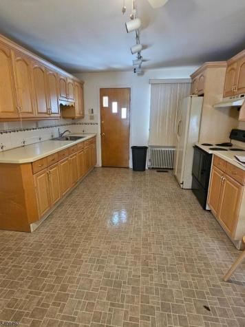1924 Caroline Avenue Linden NJ 07036