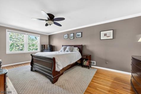 21 Harvest Drive Hillsborough NJ 08844