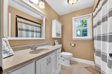 21 Harvest Drive Hillsborough NJ 08844