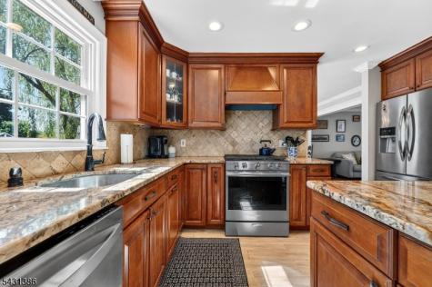21 Harvest Drive Hillsborough NJ 08844