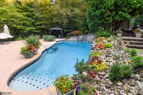1114 Van Arsdale Drive Branchburg NJ 08853