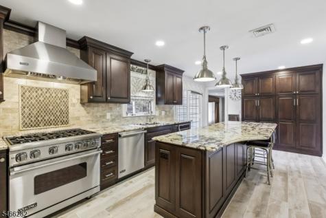 7 Lucille Drive Parsippany-troy Hills NJ 07054