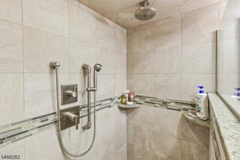 7 Lucille Drive Parsippany-troy Hills NJ 07054