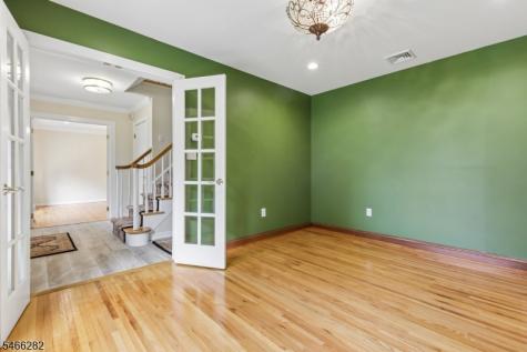 7 Lucille Drive Parsippany-troy Hills NJ 07054