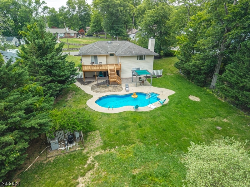 66 Robert Street North Haledon NJ 07508