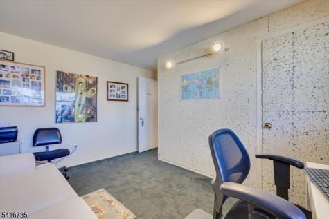 68 Beechwood Avenue Edison NJ 08837