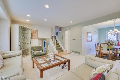 68 Beechwood Avenue Edison NJ 08837