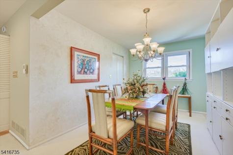 68 Beechwood Avenue Edison NJ 08837