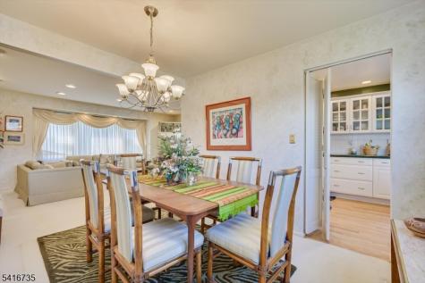 68 Beechwood Avenue Edison NJ 08837