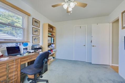 68 Beechwood Avenue Edison NJ 08837
