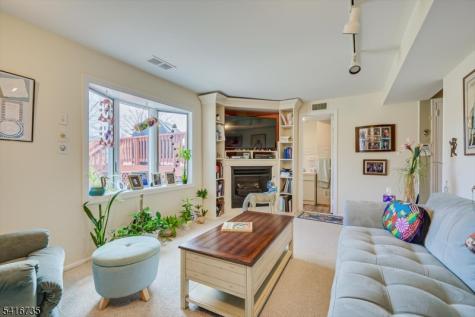 68 Beechwood Avenue Edison NJ 08837