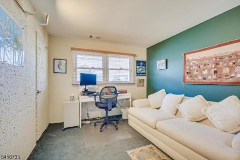 68 Beechwood Avenue Edison NJ 08837