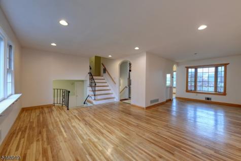 15 Jocelyn Place Pequannock NJ 07444