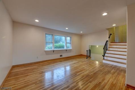15 Jocelyn Place Pequannock NJ 07444