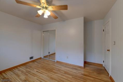 15 Jocelyn Place Pequannock NJ 07444