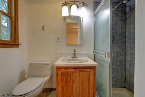 15 Jocelyn Place Pequannock NJ 07444