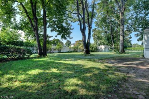 15 Jocelyn Place Pequannock NJ 07444
