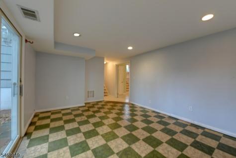 15 Jocelyn Place Pequannock NJ 07444