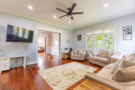 378 Fairview Avenue City Of Orange NJ 07050