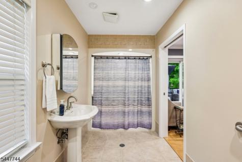 26 Westland Road Verona NJ 07044