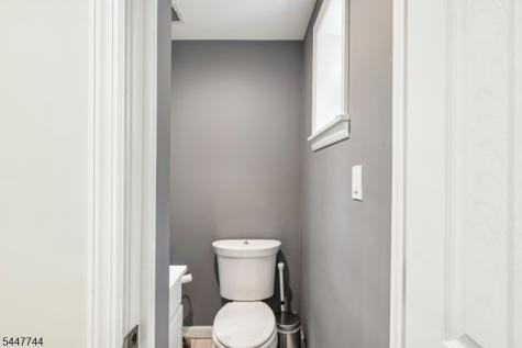 26 Westland Road Verona NJ 07044
