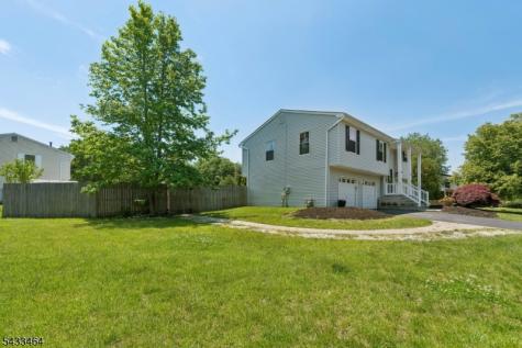 21 Cherry Bend Drive Howell NJ 07731