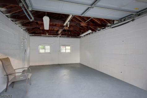 81 Hutchinson Street Clark NJ 07066