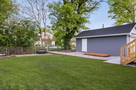 81 Hutchinson Street Clark NJ 07066