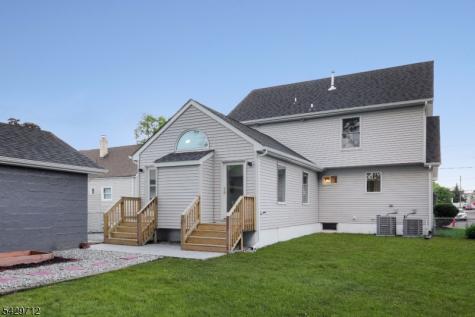 81 Hutchinson Street Clark NJ 07066