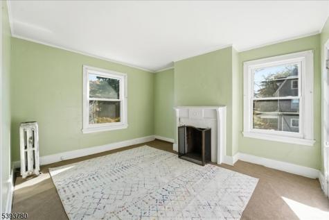 253 Midland Avenue East Orange NJ 07017