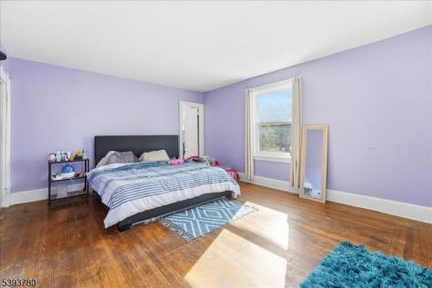 253 Midland Avenue East Orange NJ 07017