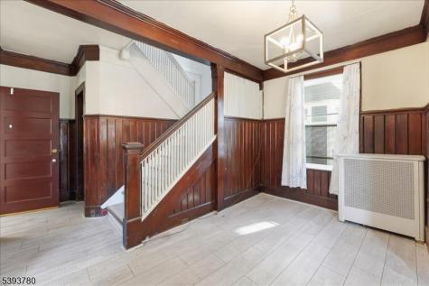 253 Midland Avenue East Orange NJ 07017