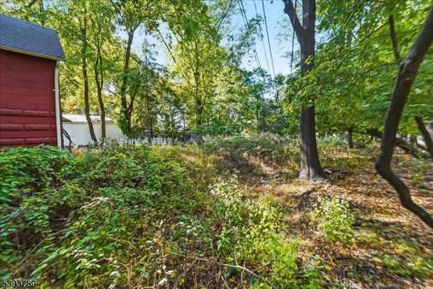 253 Midland Avenue East Orange NJ 07017