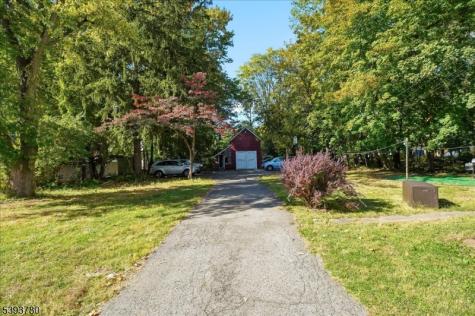 253 Midland Avenue East Orange NJ 07017