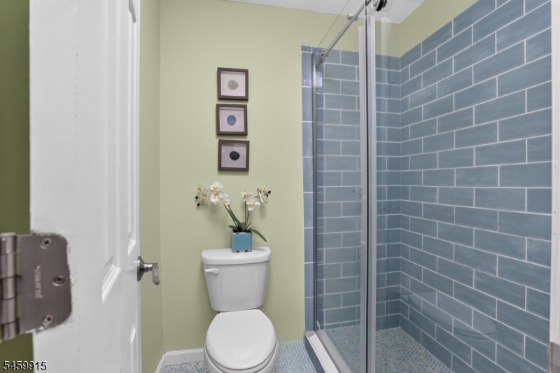 484 Fairton Drive Monroe NJ 08831