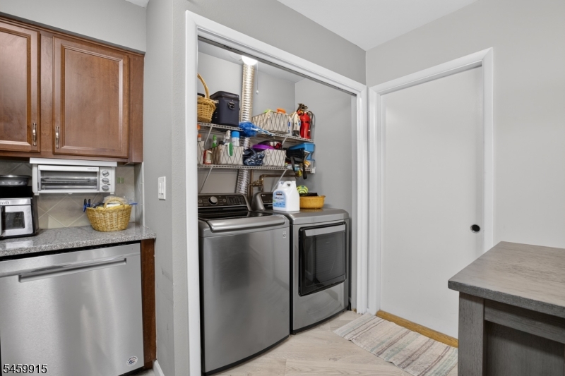 484 Fairton Drive Monroe NJ 08831