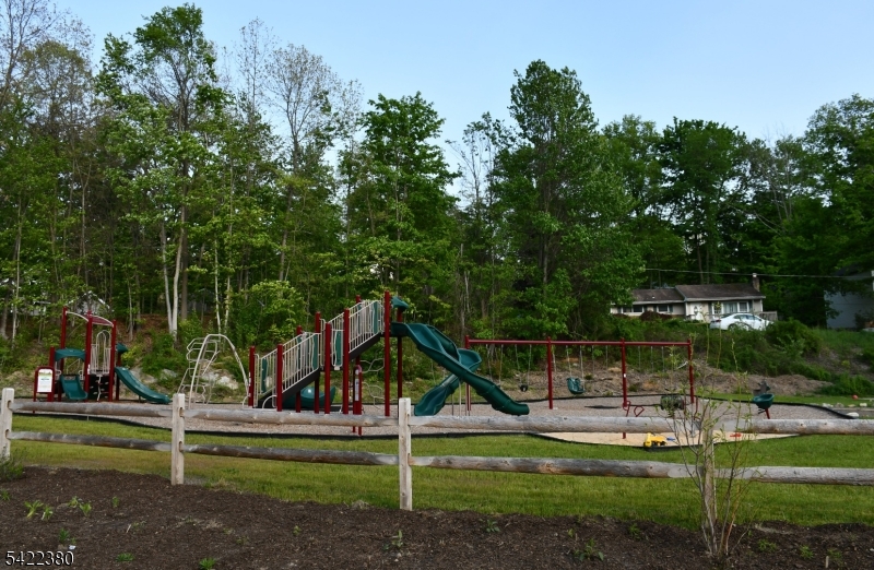 23 Cottonwood Court Hardyston NJ 07460