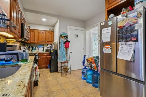 228 Totowa Road Totowa NJ 07512