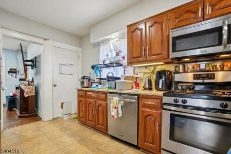 228 Totowa Road Totowa NJ 07512
