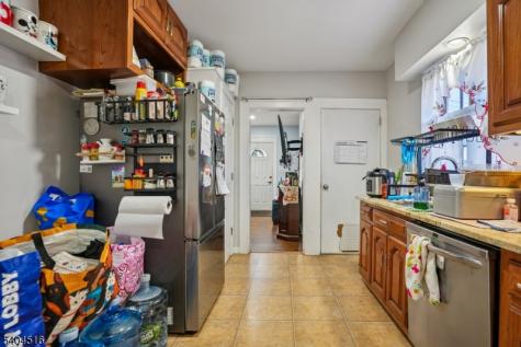 228 Totowa Road Totowa NJ 07512