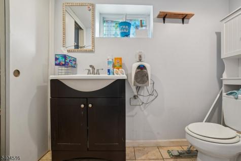228 Totowa Road Totowa NJ 07512